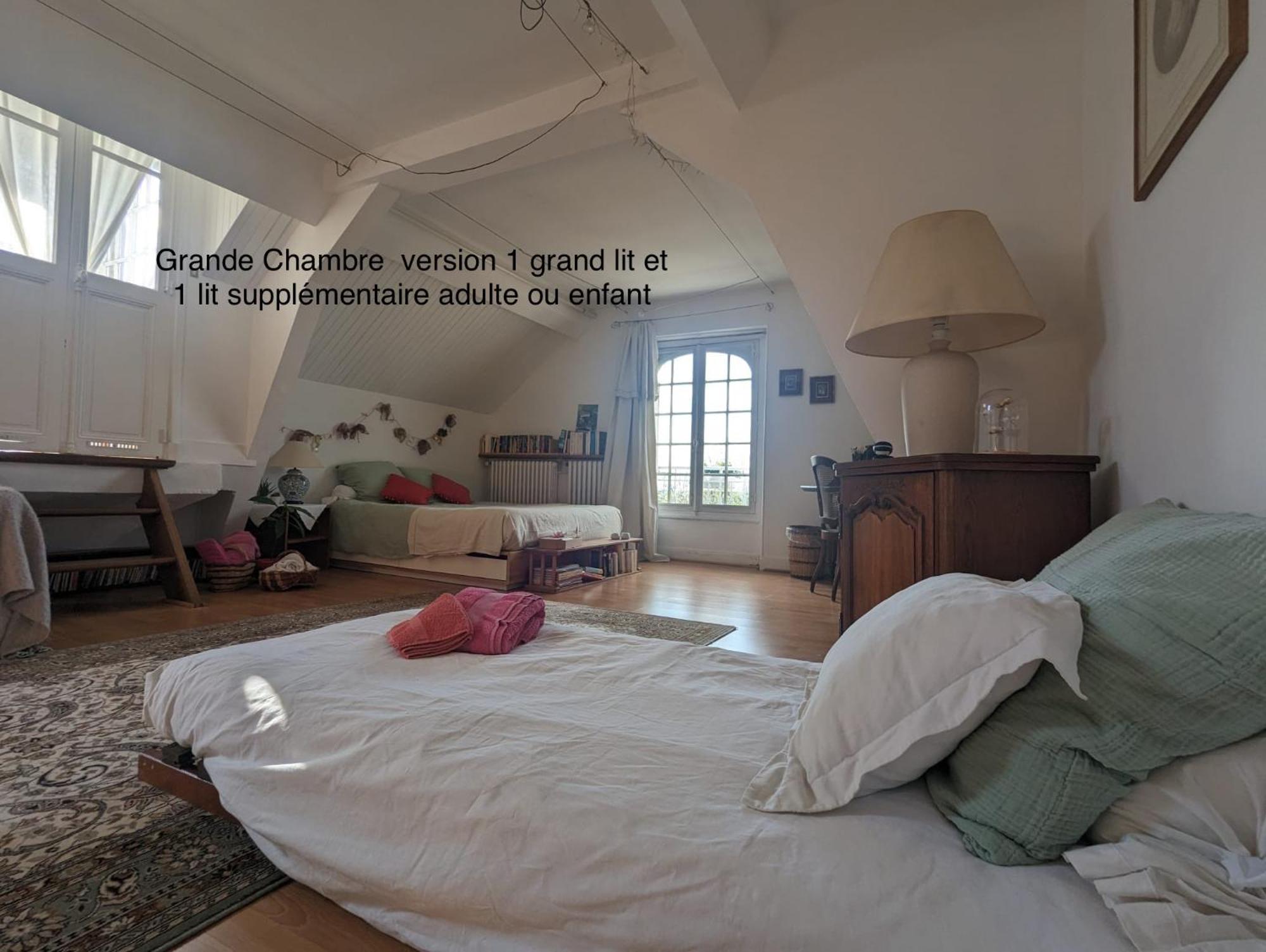 Appartement Atelier Chez Marie à Carnetin Chambre photo